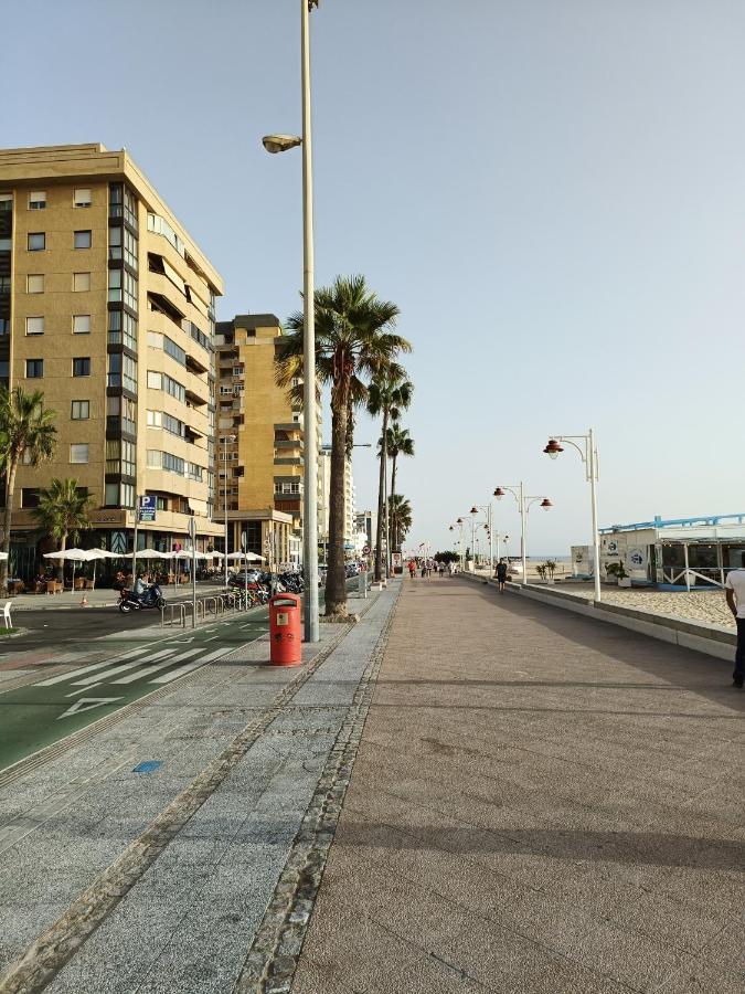 Piso Avenida Junto A La Playa Lejlighed Cádiz Eksteriør billede